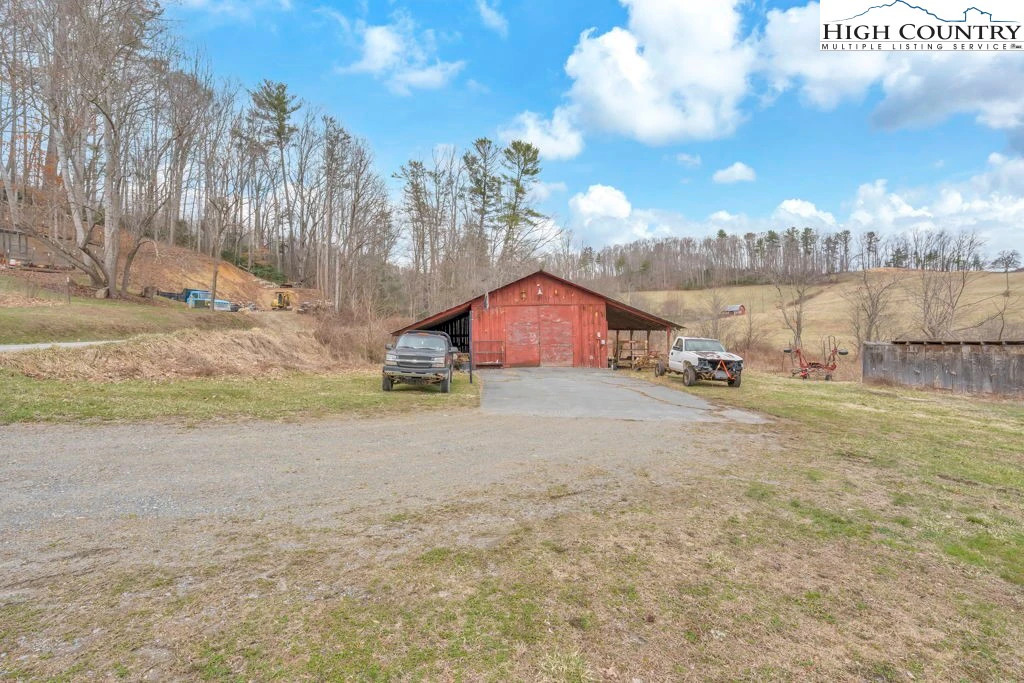 Image number 5 for the current listing
