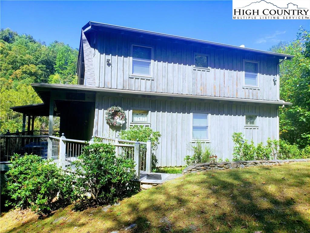 Image number 22 for the current listing