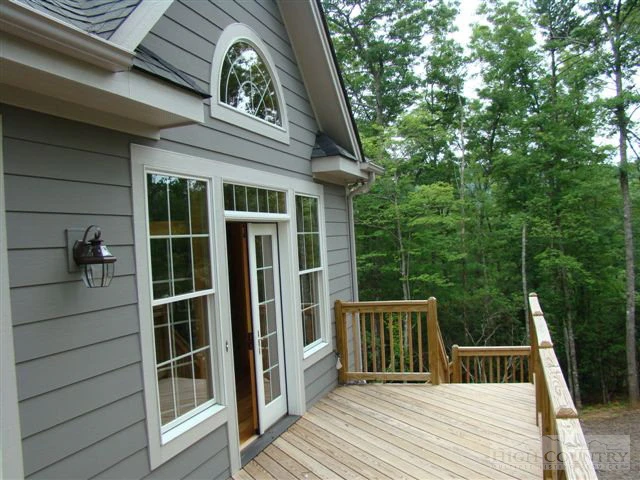 Image number 6 for the current listing