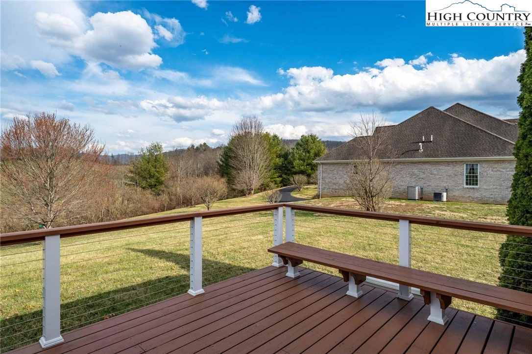 Image number 2 for the current listing