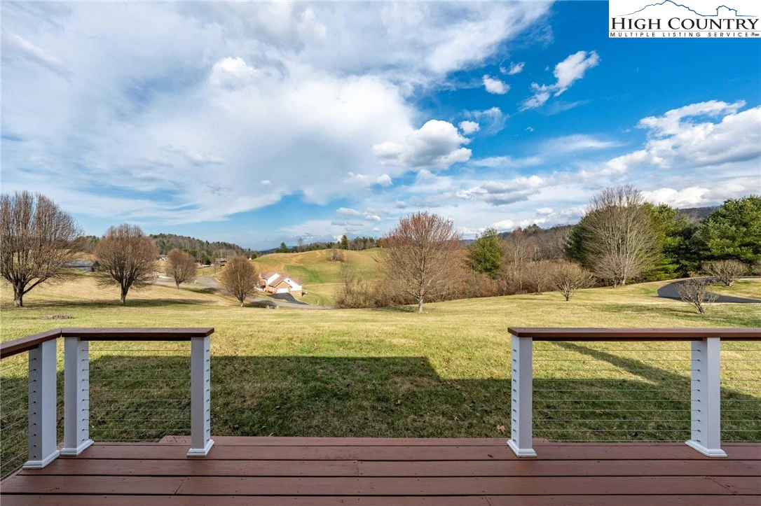 Image number 16 for the current listing