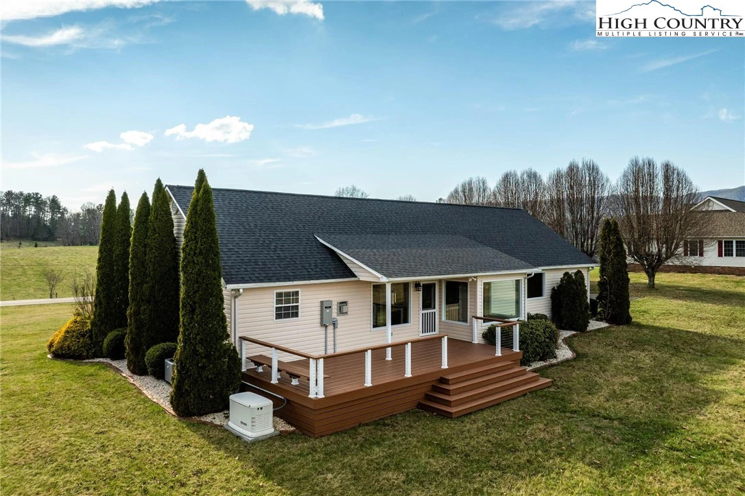 Image number 19 for the current listing