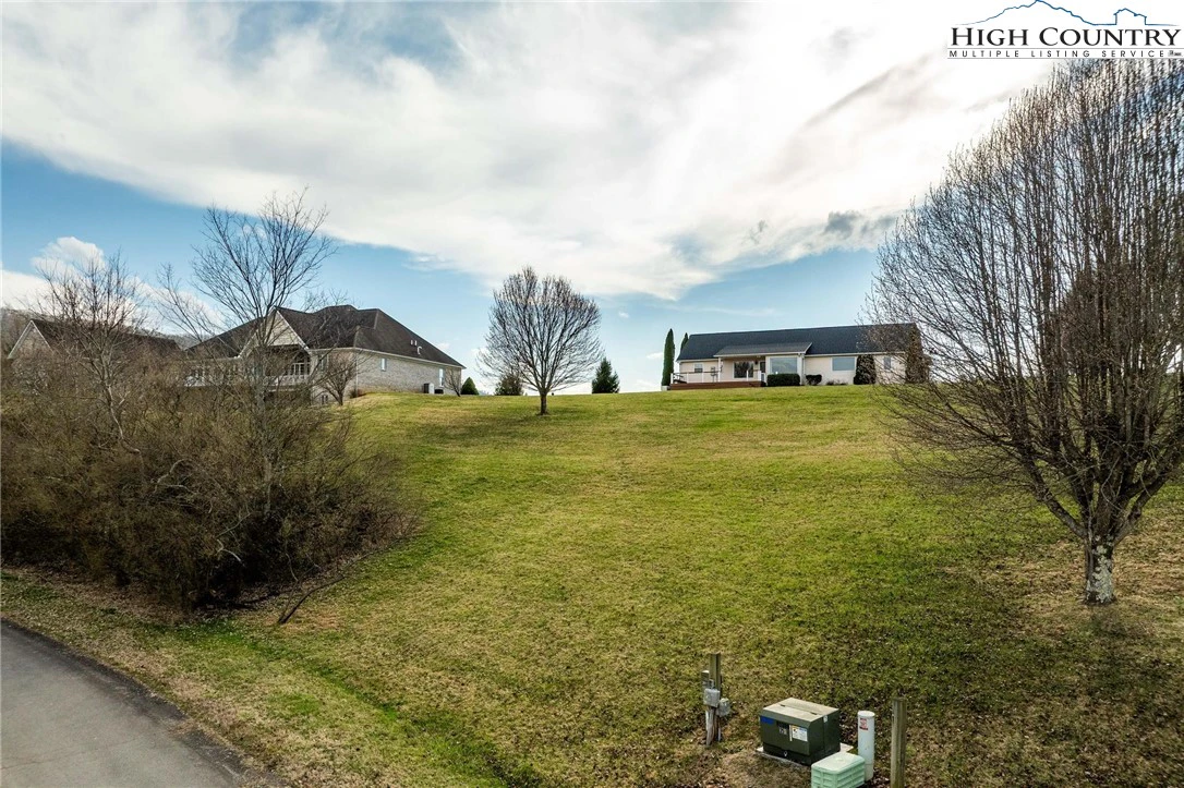 Image number 20 for the current listing