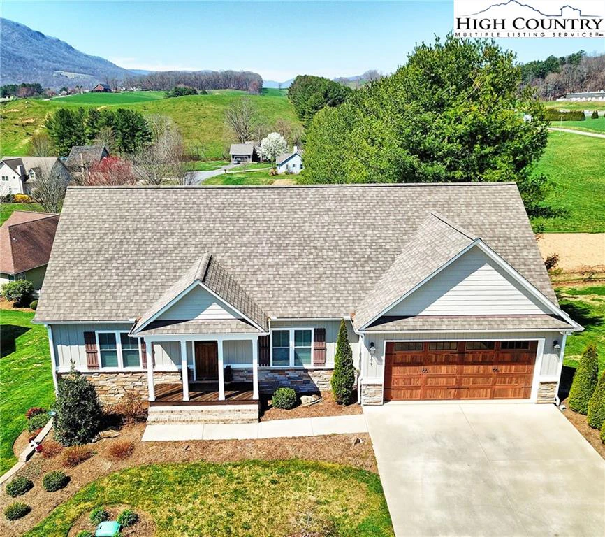 Image number 1 for the current listing