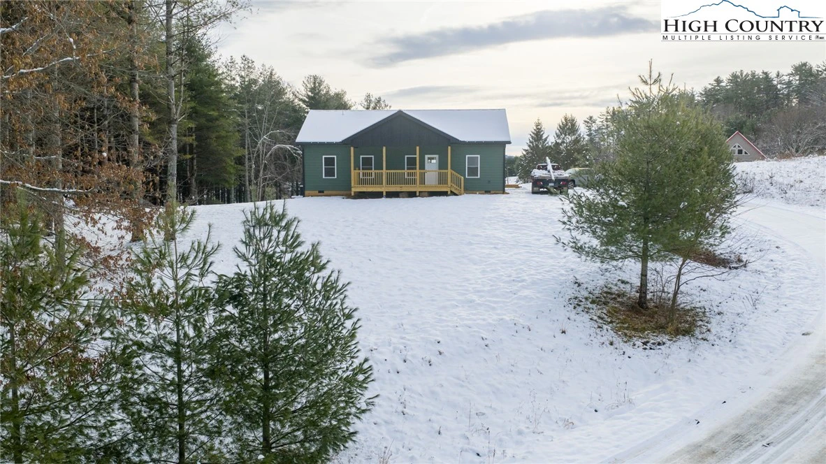 Image number 8 for the current listing