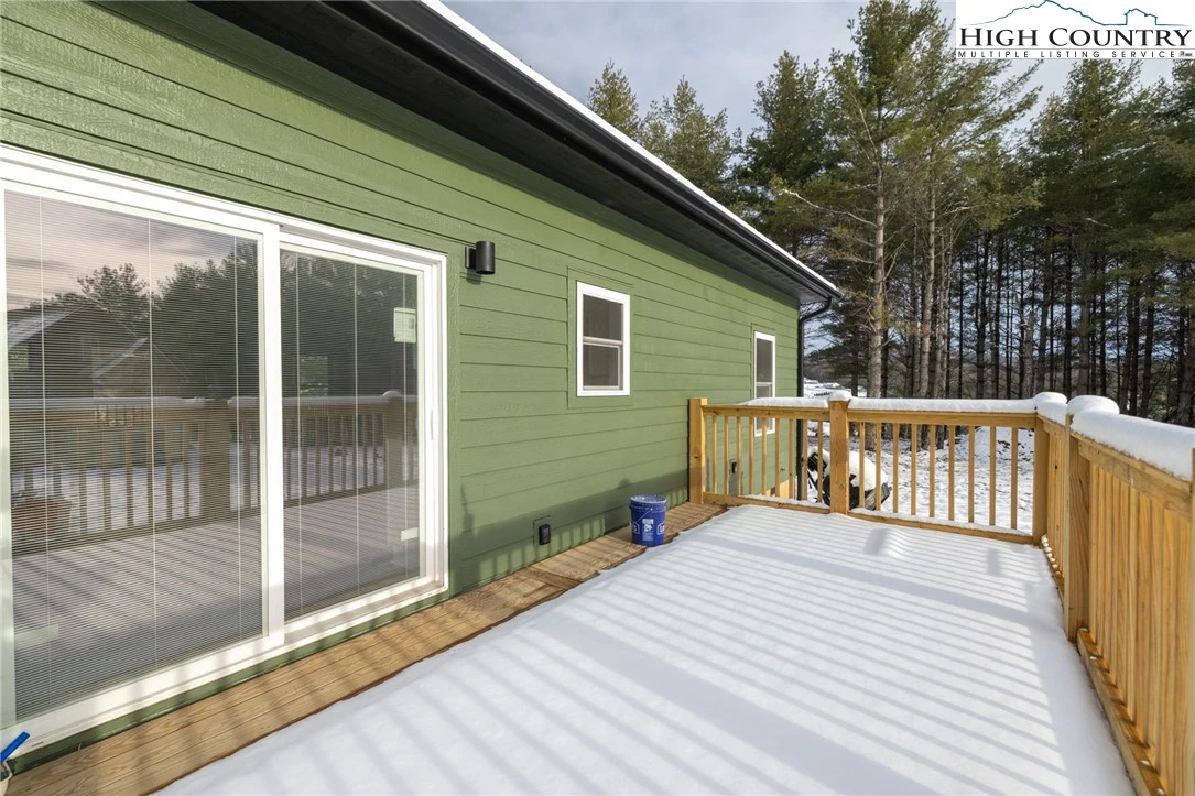 Image number 12 for the current listing