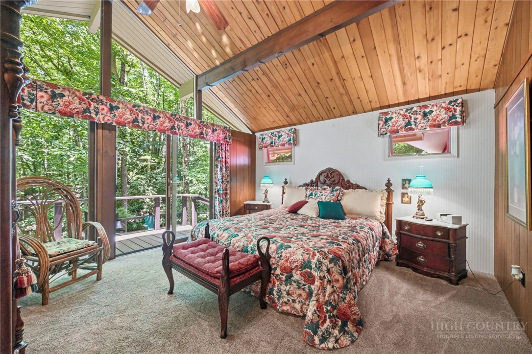 Image number 10 for the current listing