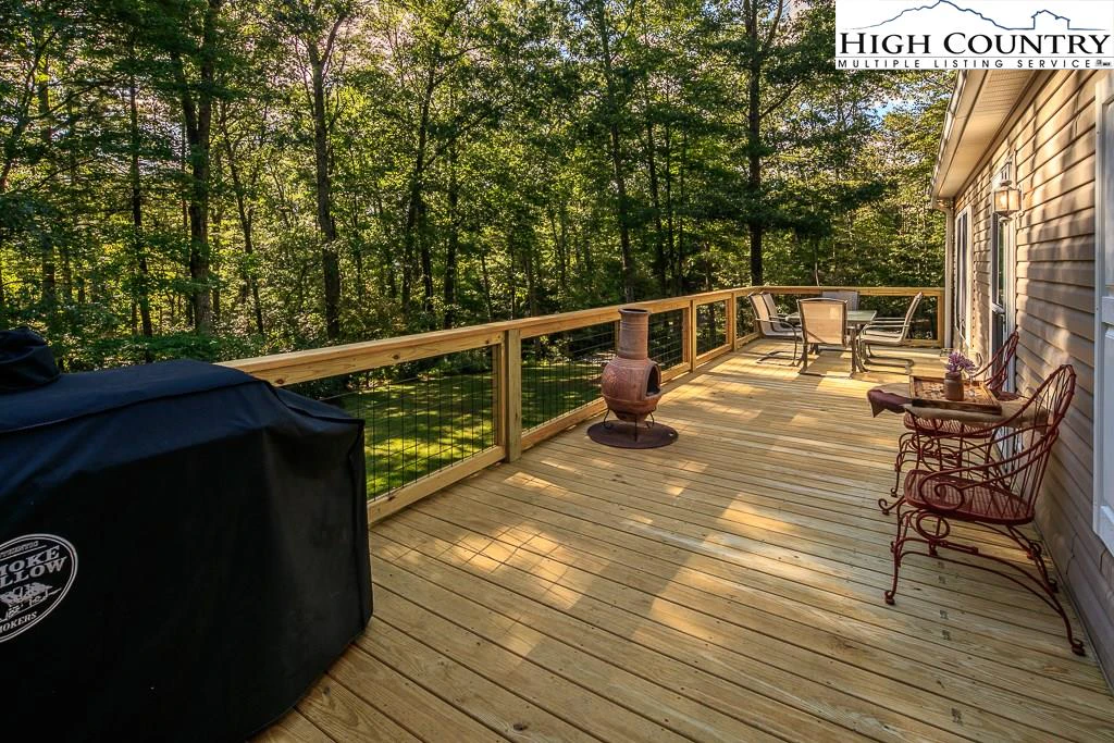 Image number 8 for the current listing