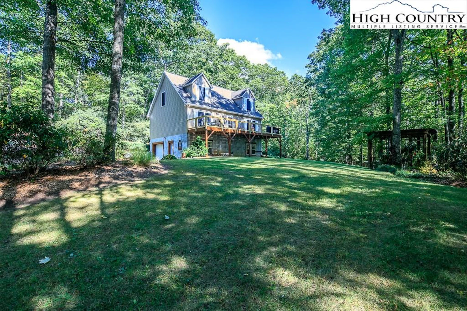 Image number 18 for the current listing