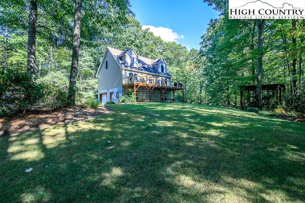 Image number 18 for the current listing