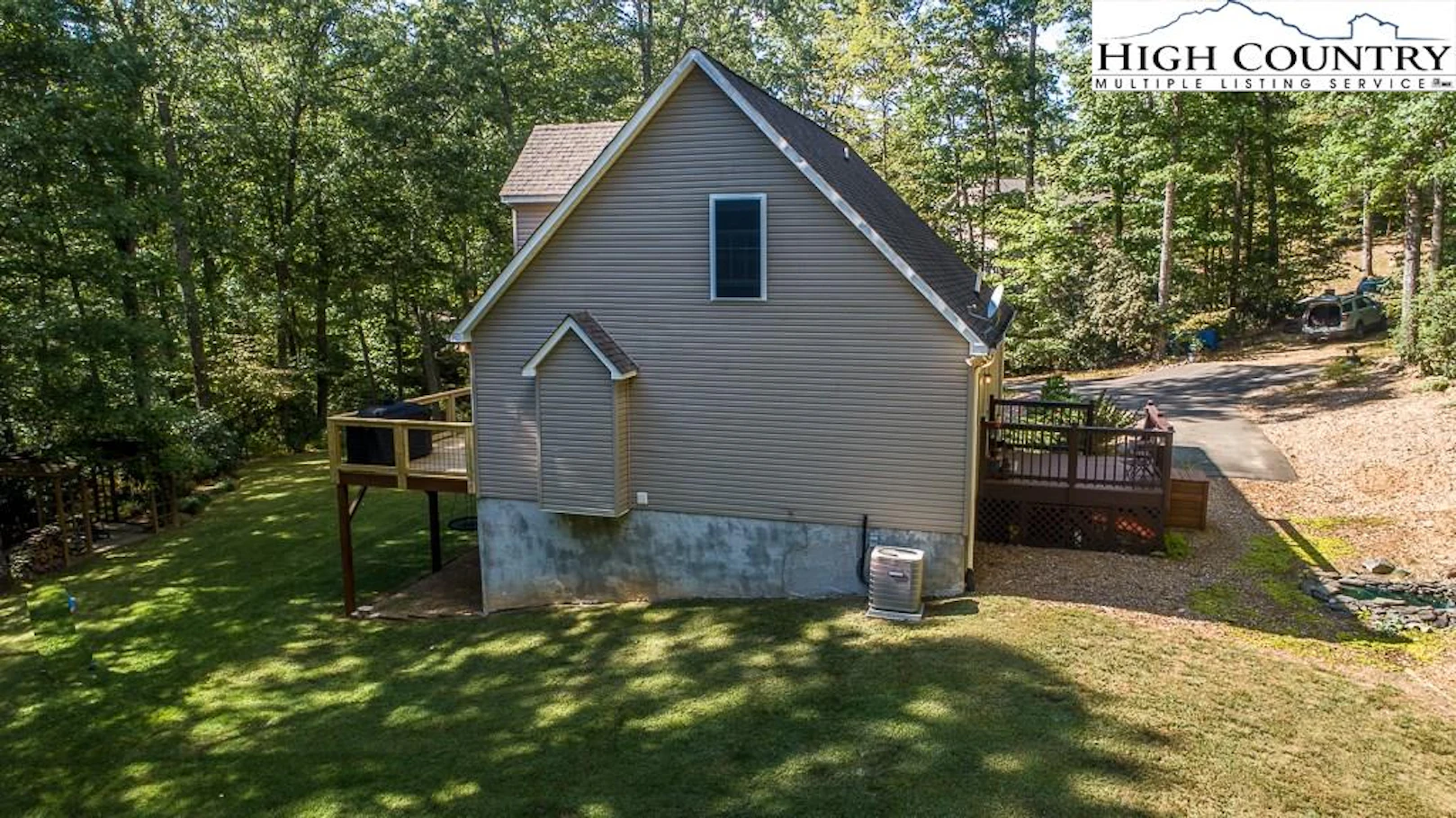 Image number 22 for the current listing