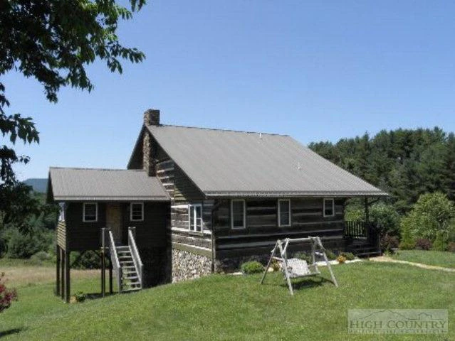 Image number 1 for the current listing
