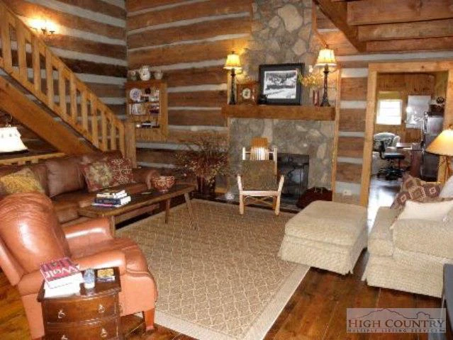 Image number 20 for the current listing