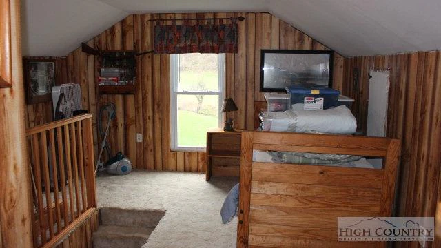 Image number 12 for the current listing