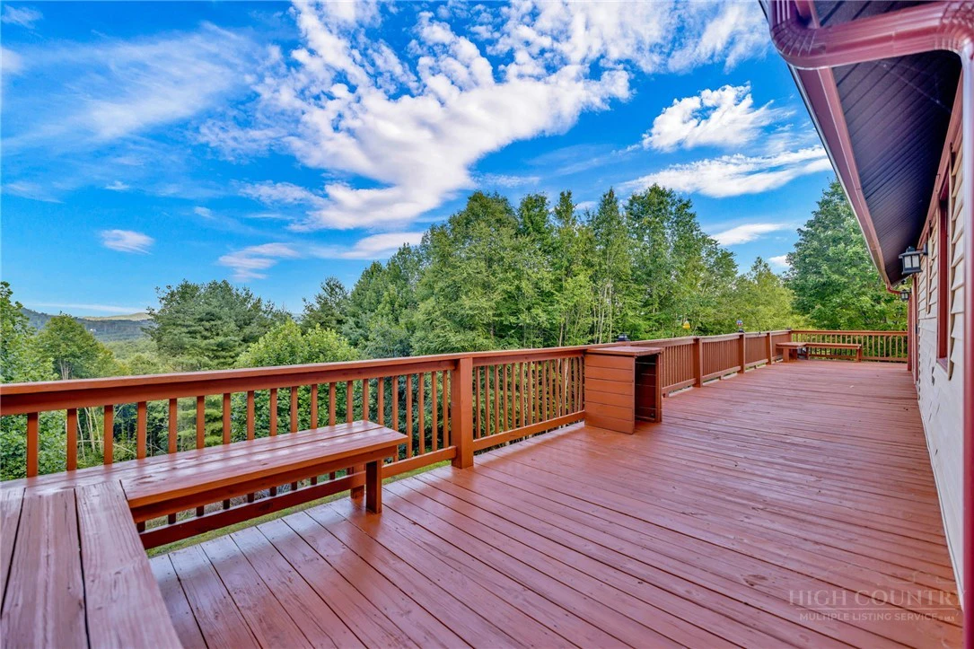 Image number 10 for the current listing