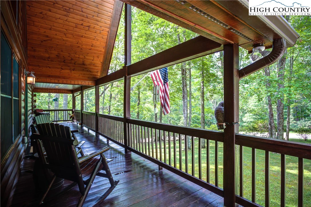 Image number 21 for the current listing