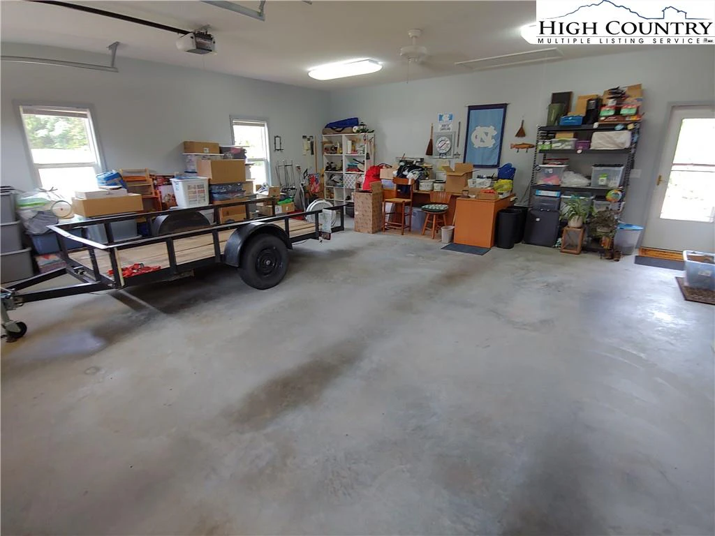 Image number 7 for the current listing