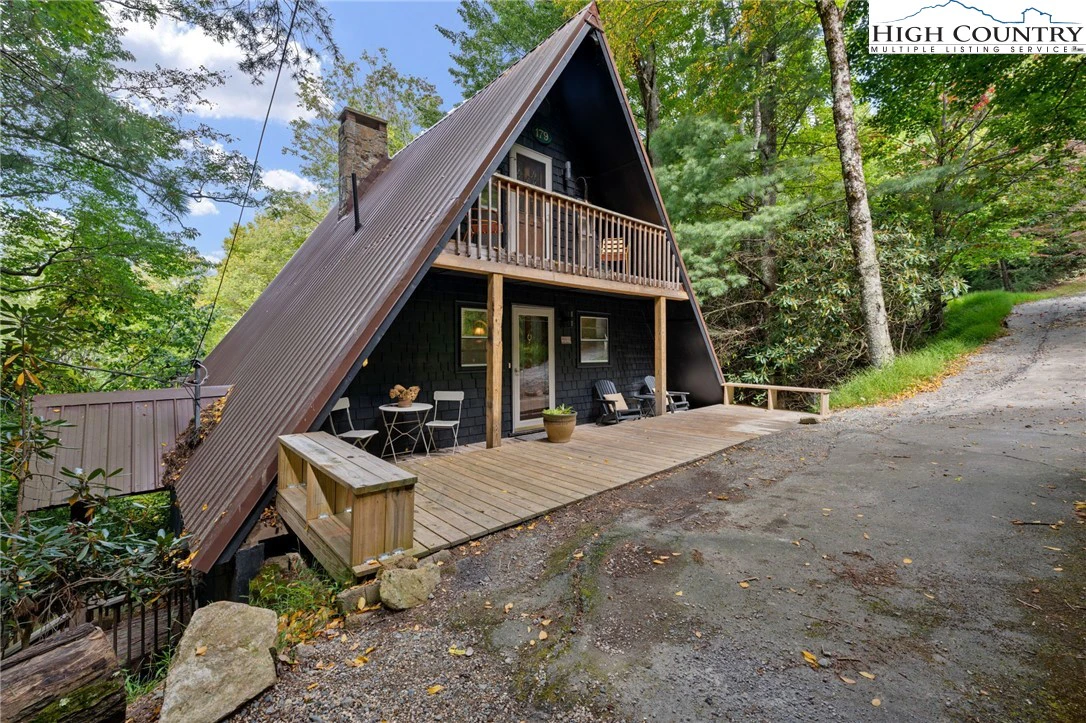 Image number 20 for the current listing