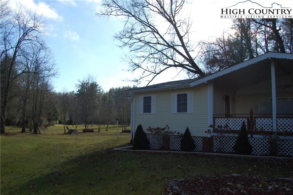 Image number 8 for the current listing