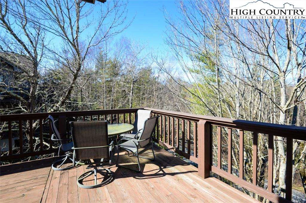 Image number 16 for the current listing