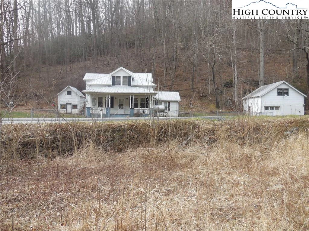 Image number 3 for the current listing