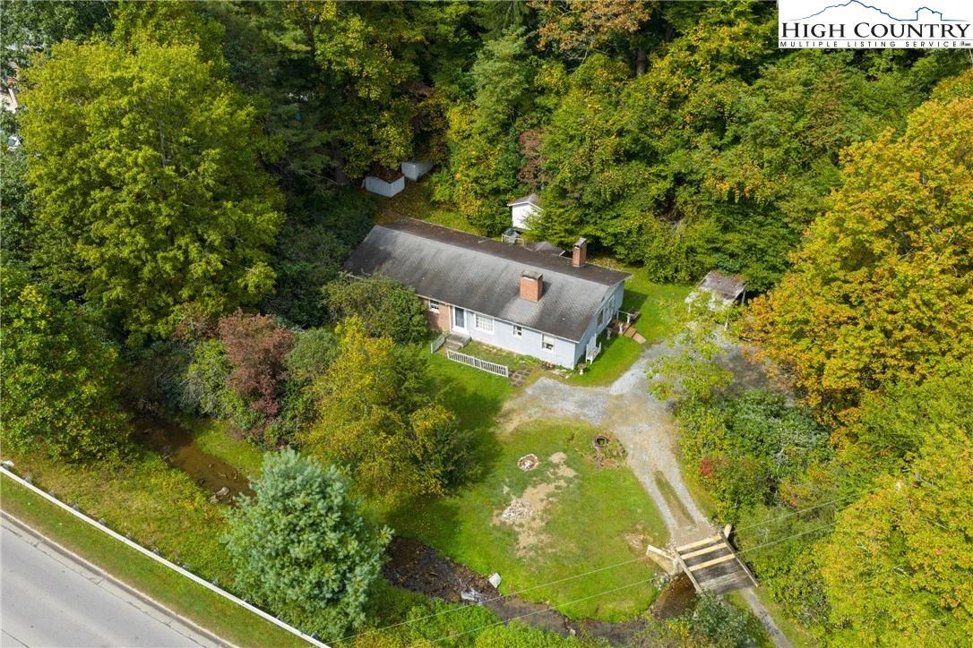 Image number 1 for the current listing