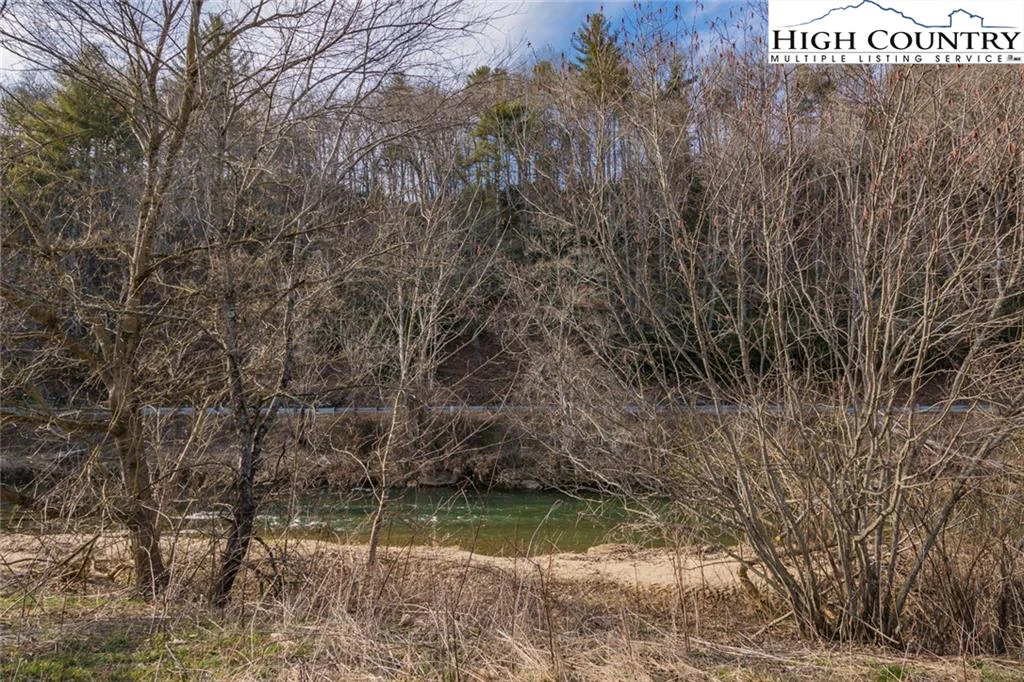 Image number 6 for the current listing
