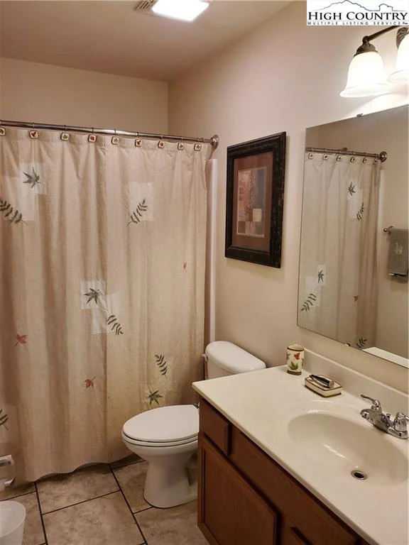 Image number 9 for the current listing