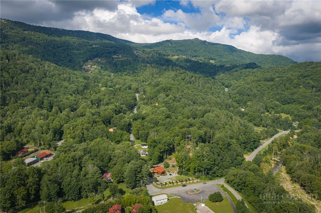 Image number 13 for the current listing