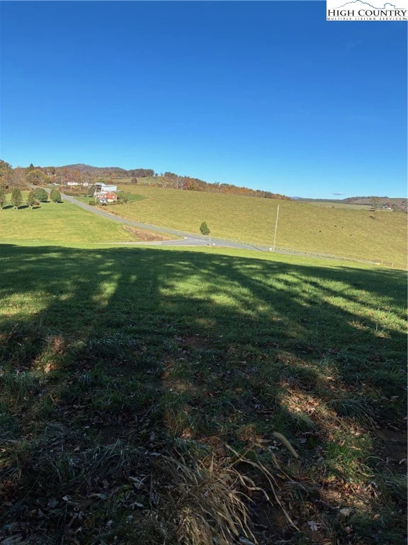 Image number 3 for the current listing