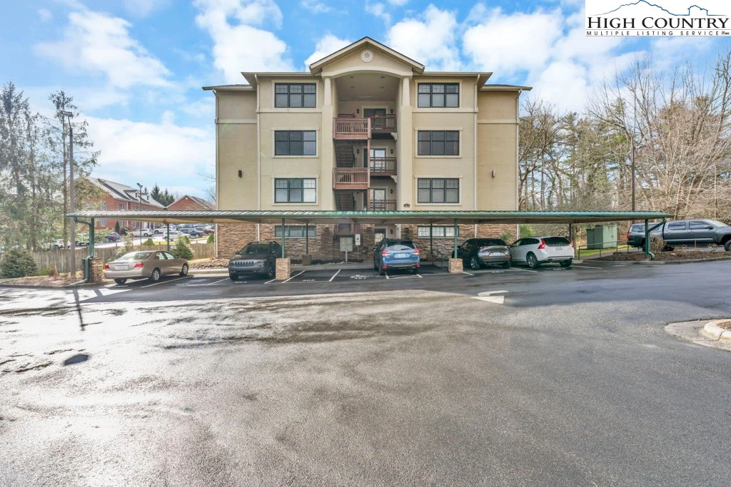 Image number 12 for the current listing