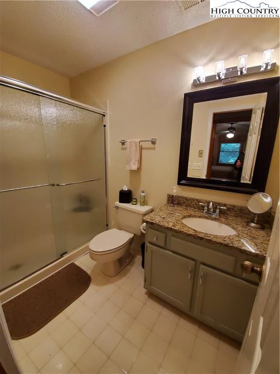 Image number 9 for the current listing