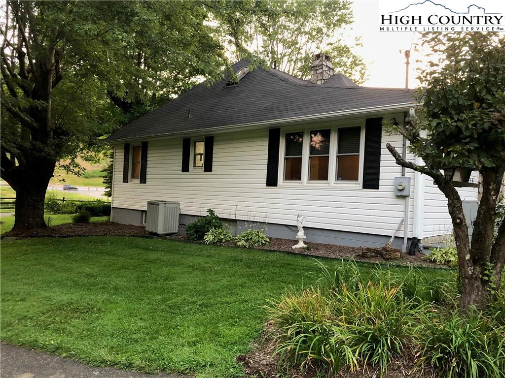 Image number 12 for the current listing