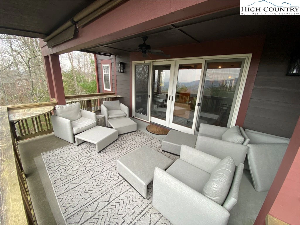 Image number 2 for the current listing
