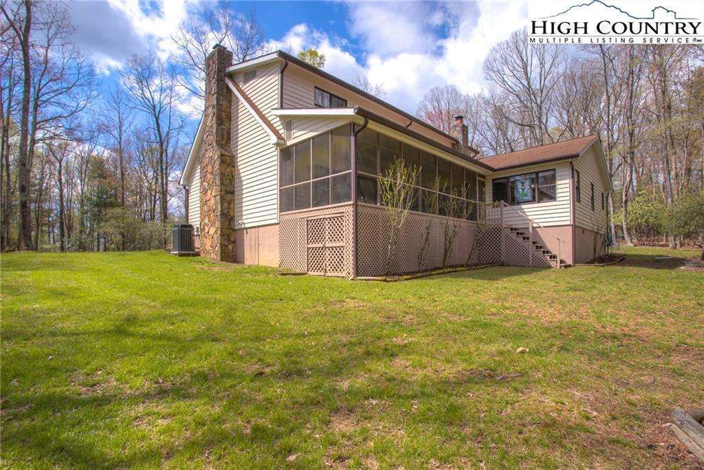 Image number 15 for the current listing