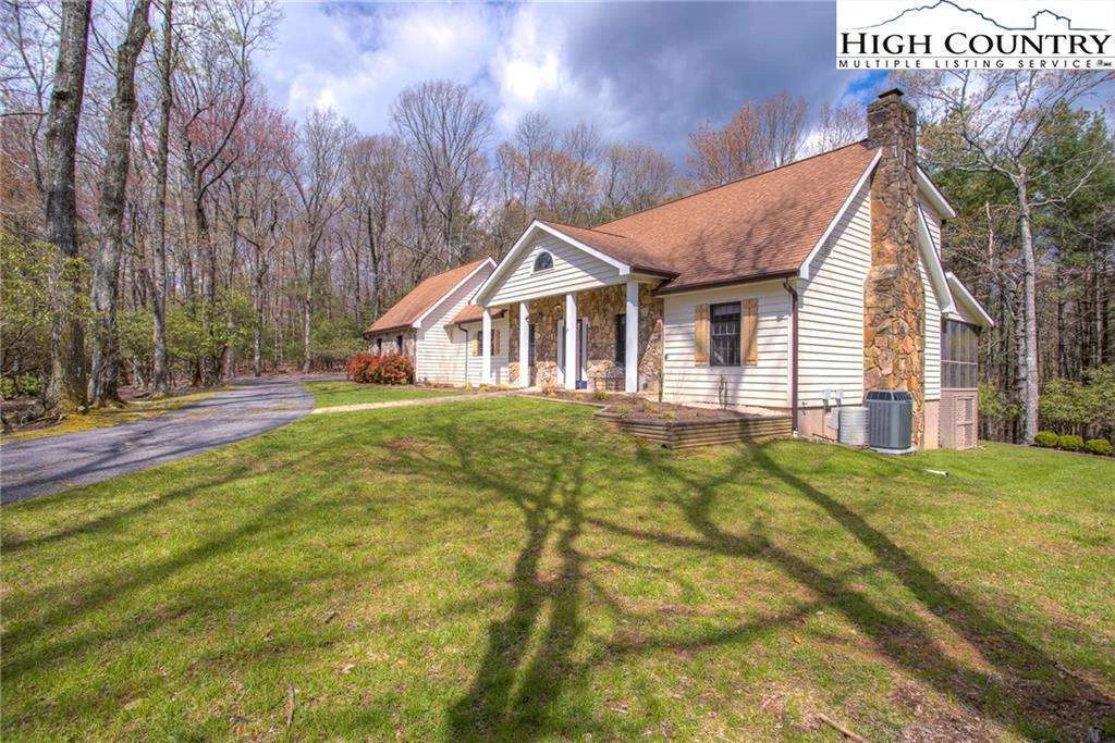 Image number 16 for the current listing
