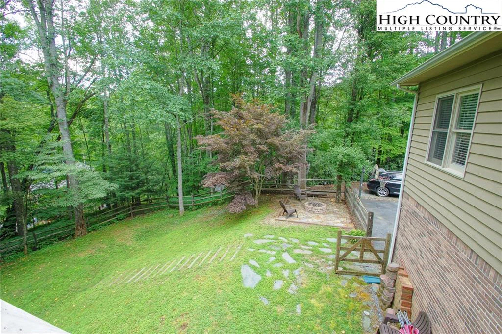 Image number 10 for the current listing