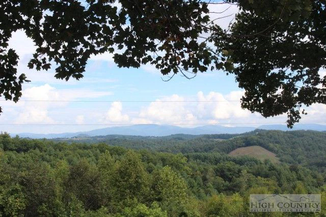 Image number 21 for the current listing