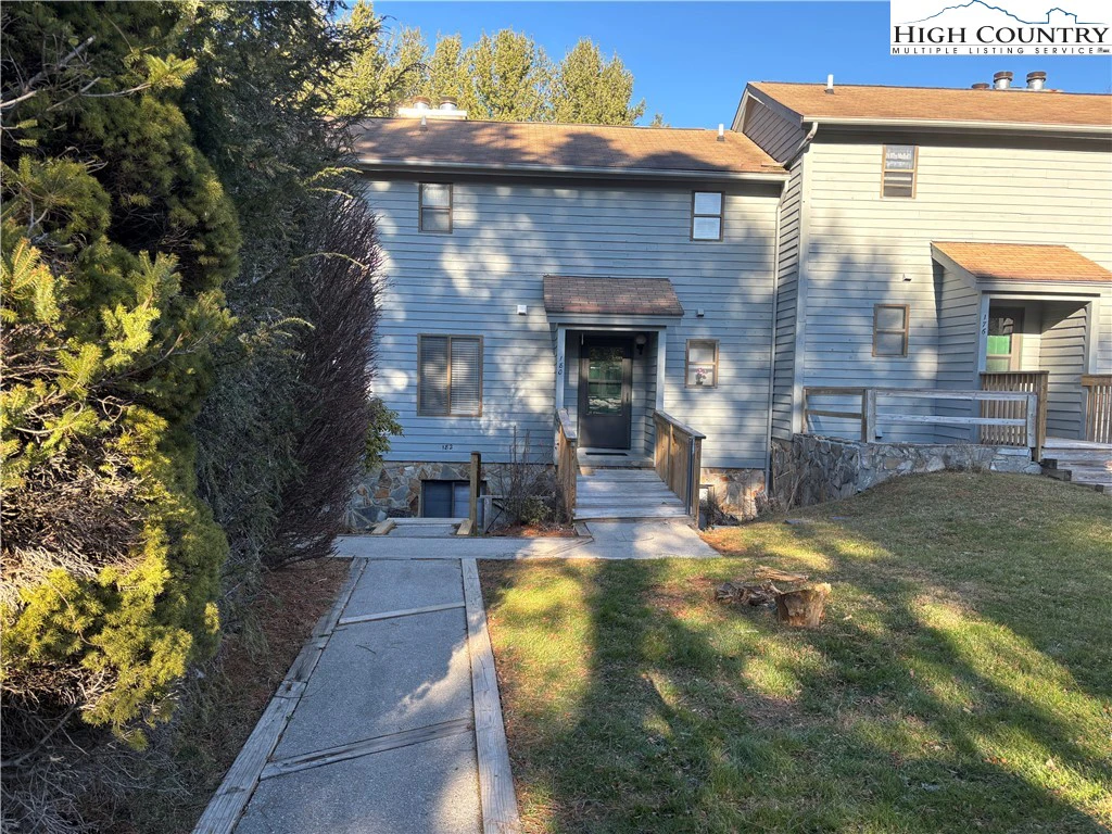 Image number 1 for the current listing