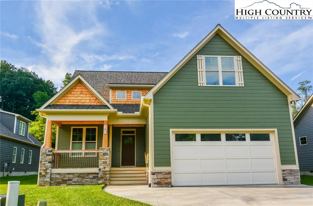 Image number 1 for the current listing