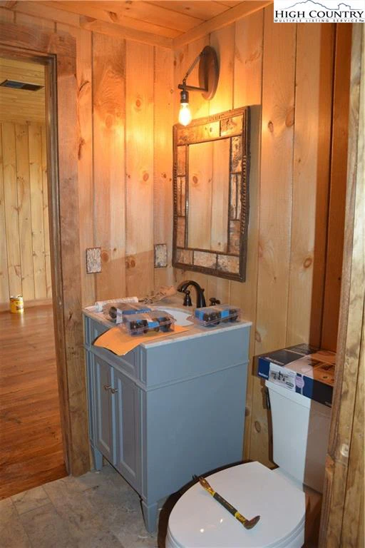 Image number 6 for the current listing