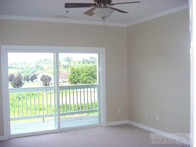 Image number 5 for the current listing