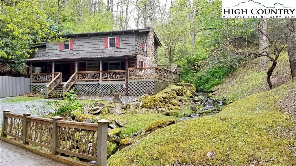 Image number 1 for the current listing