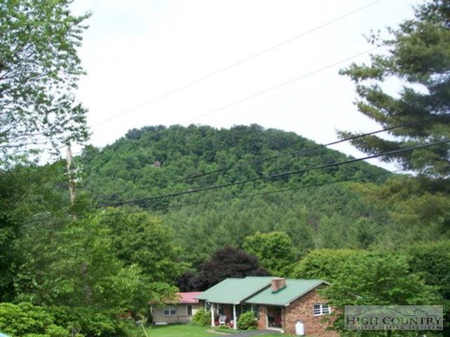 Image number 2 for the current listing