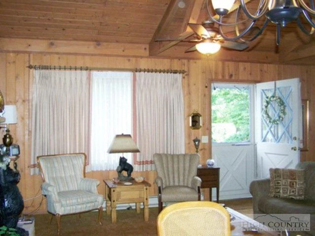 Image number 8 for the current listing
