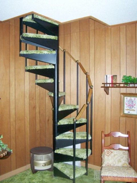 Image number 14 for the current listing