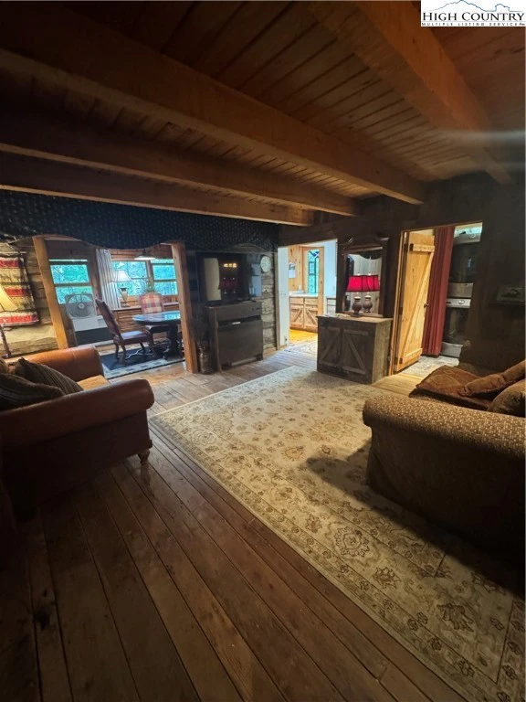 Image number 10 for the current listing
