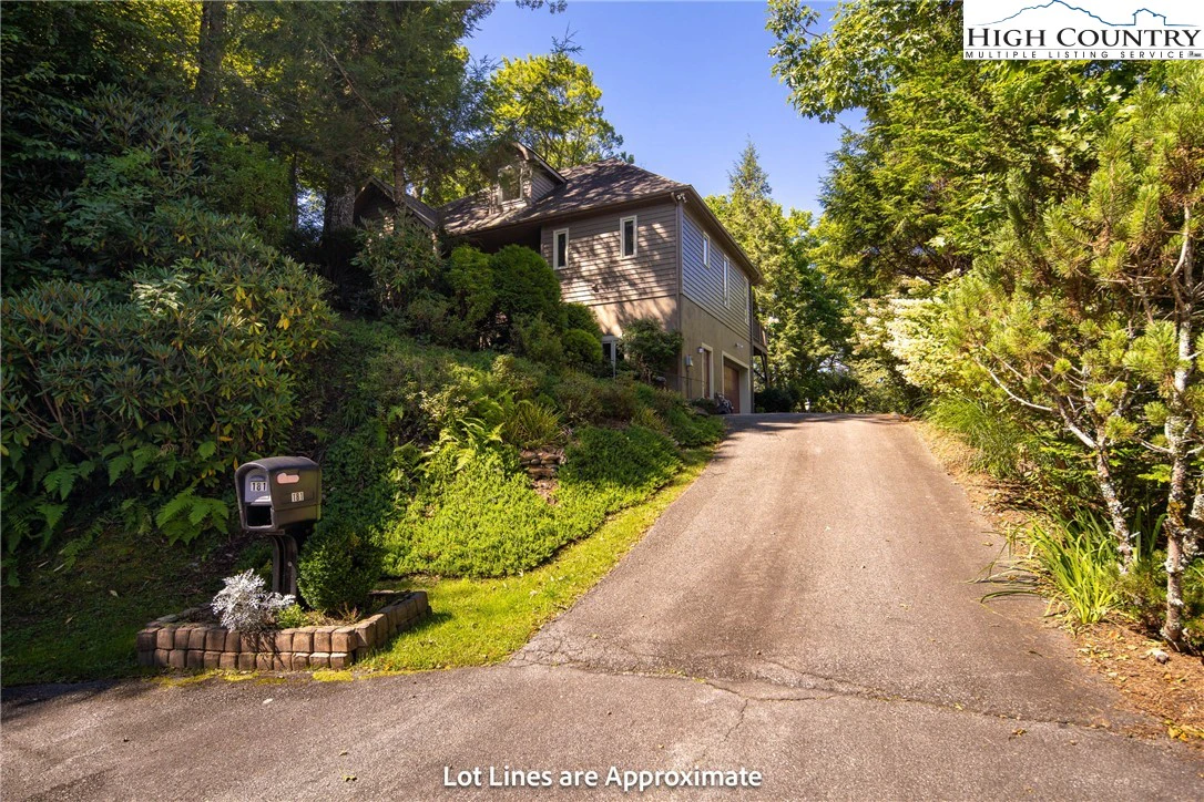 Image number 21 for the current listing