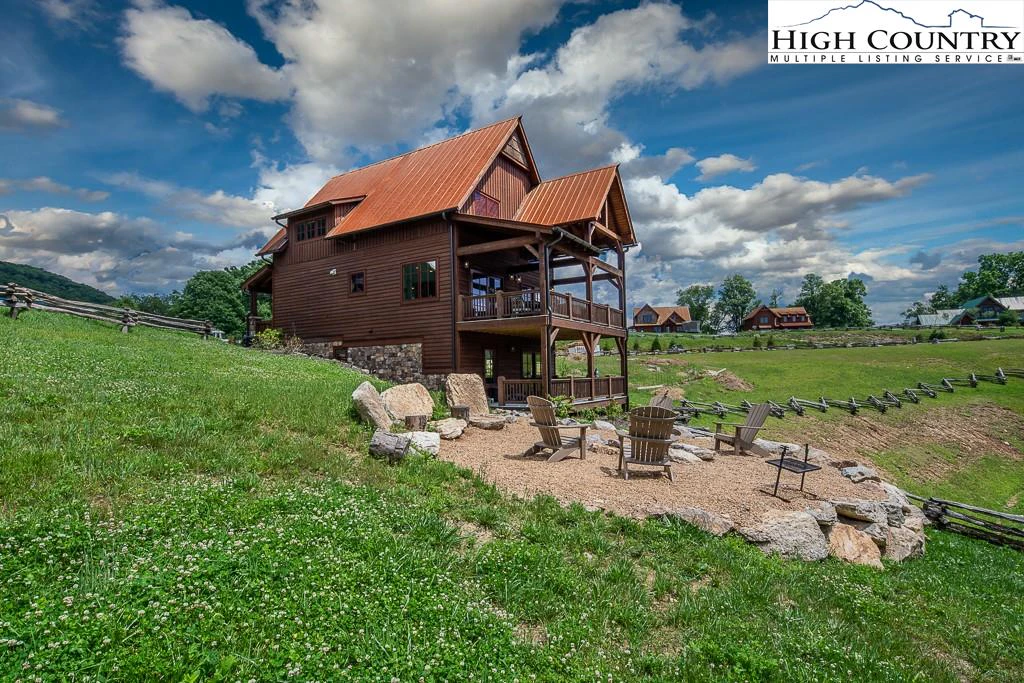 Image number 1 for the current listing