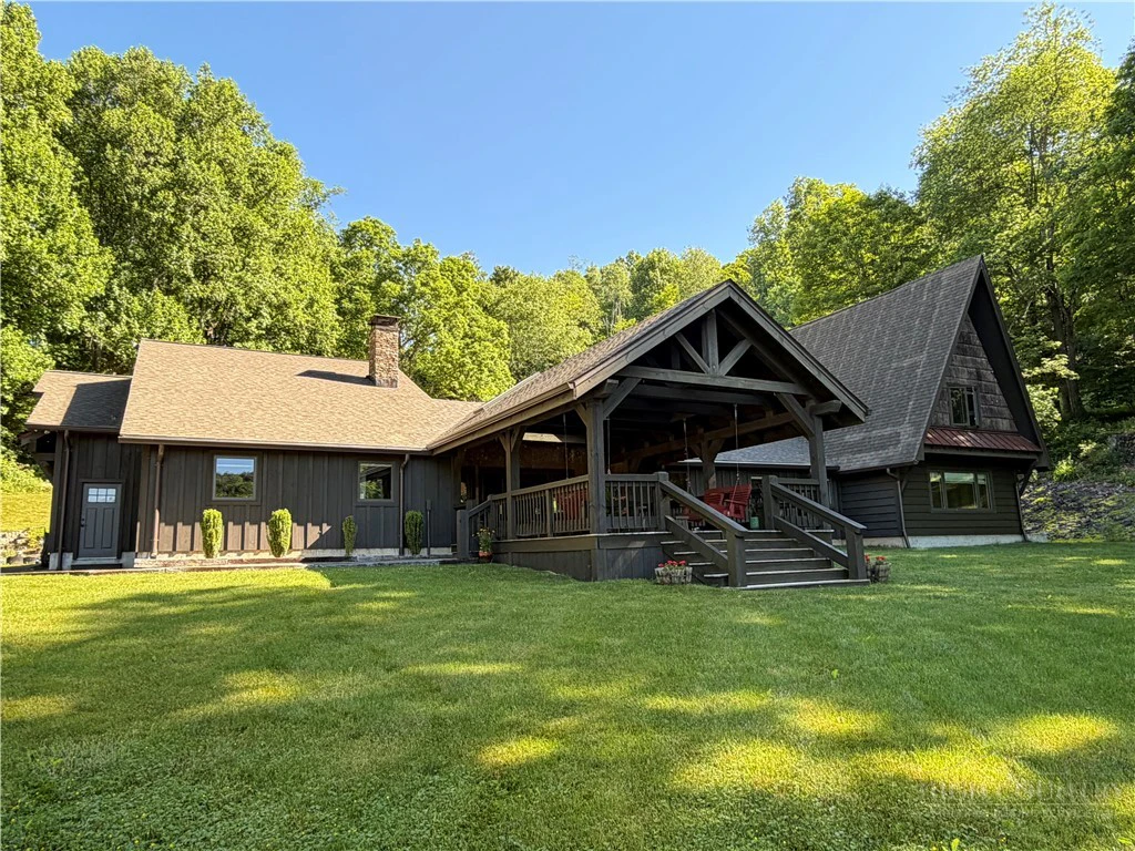 Image number 2 for the current listing